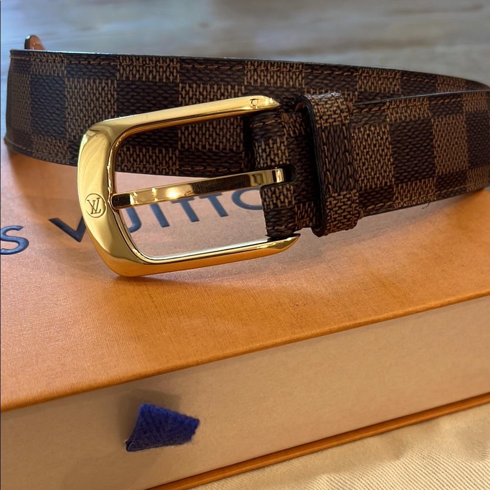 Louis Vuitton Women’s Belt